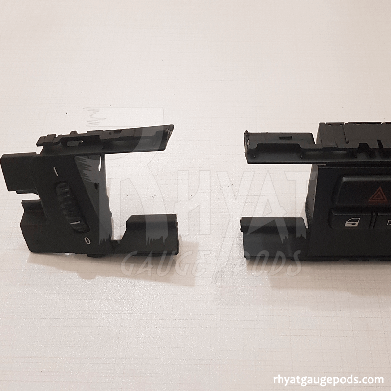 Support manomètre milieu gauche BMW Serie 3 e93 52mm Support manomètre milieu gauche BMW Serie 3 e93 52mm